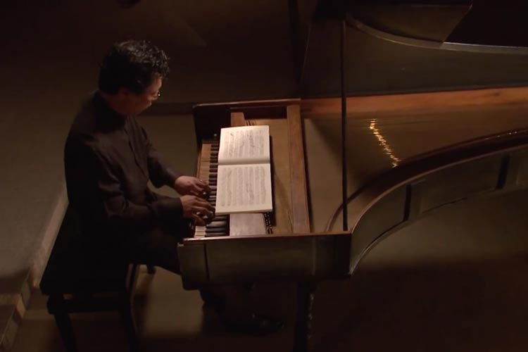Cristofori Piano being Played