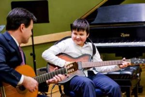 Guitar Lessons in Mississauga